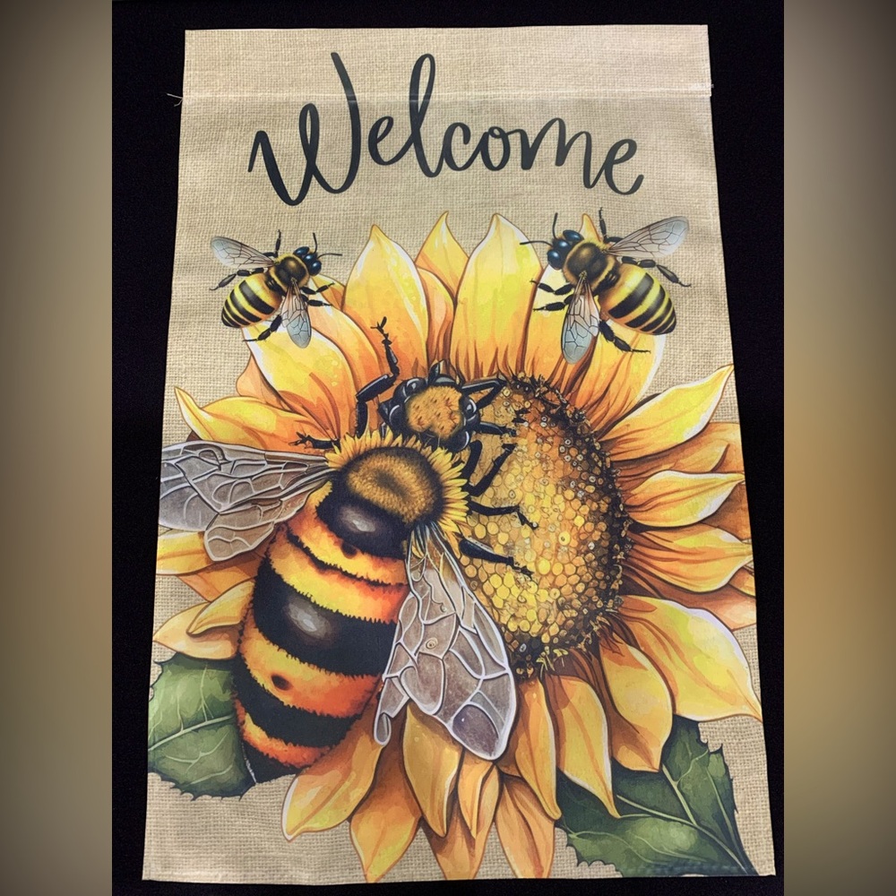 Welcome Bee Garden Flag - NEW